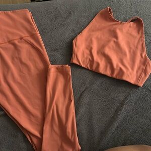 GIRLFRIEND COLLECTIVE Compressive Gym Set